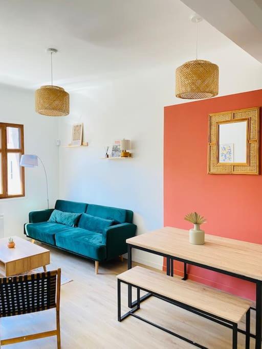 T3 Spacieux - Proche Gare - Entierement Renove Apartment *