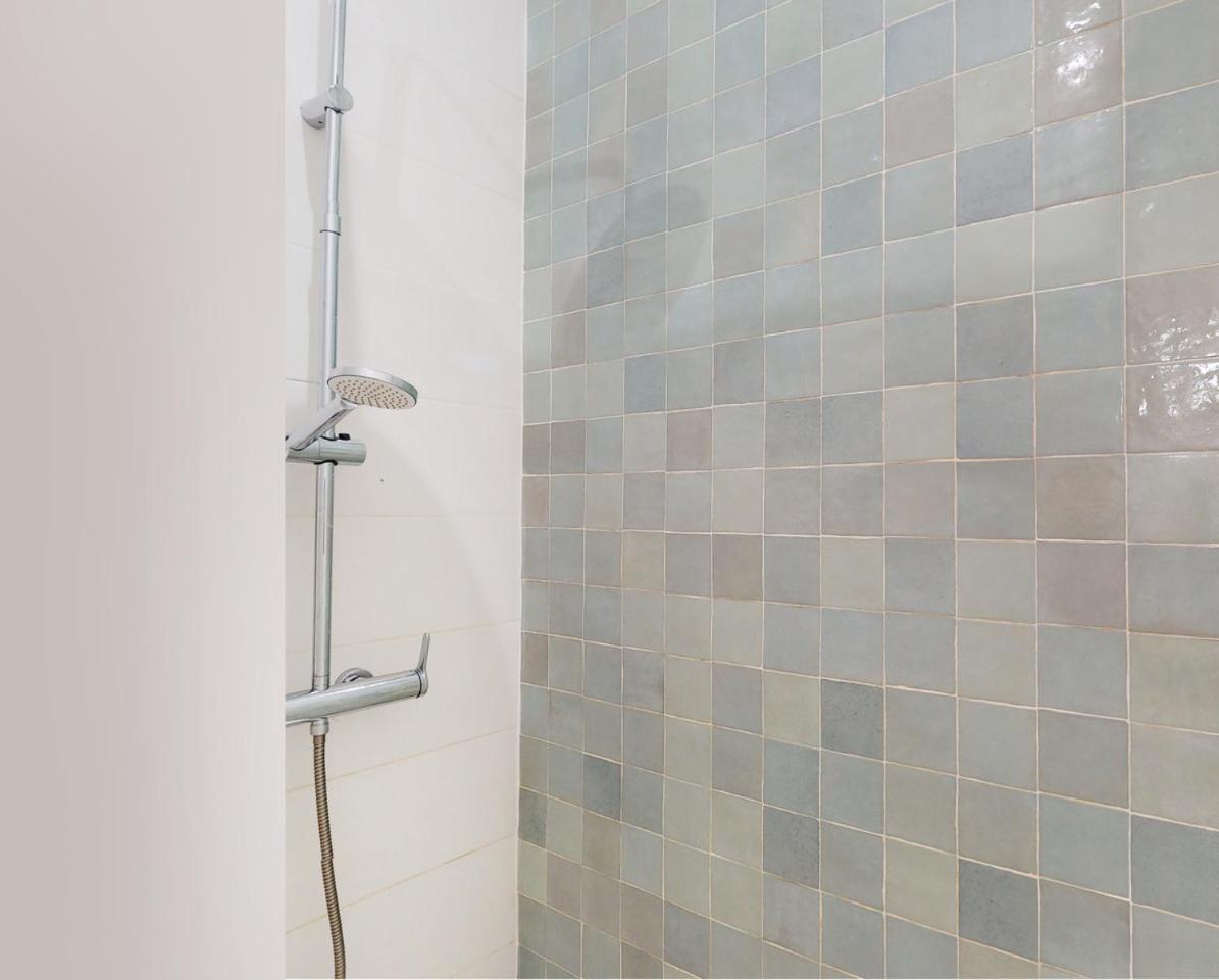 Apartment T3 Spacieux - Proche Gare - Entierement Renove Marseille
